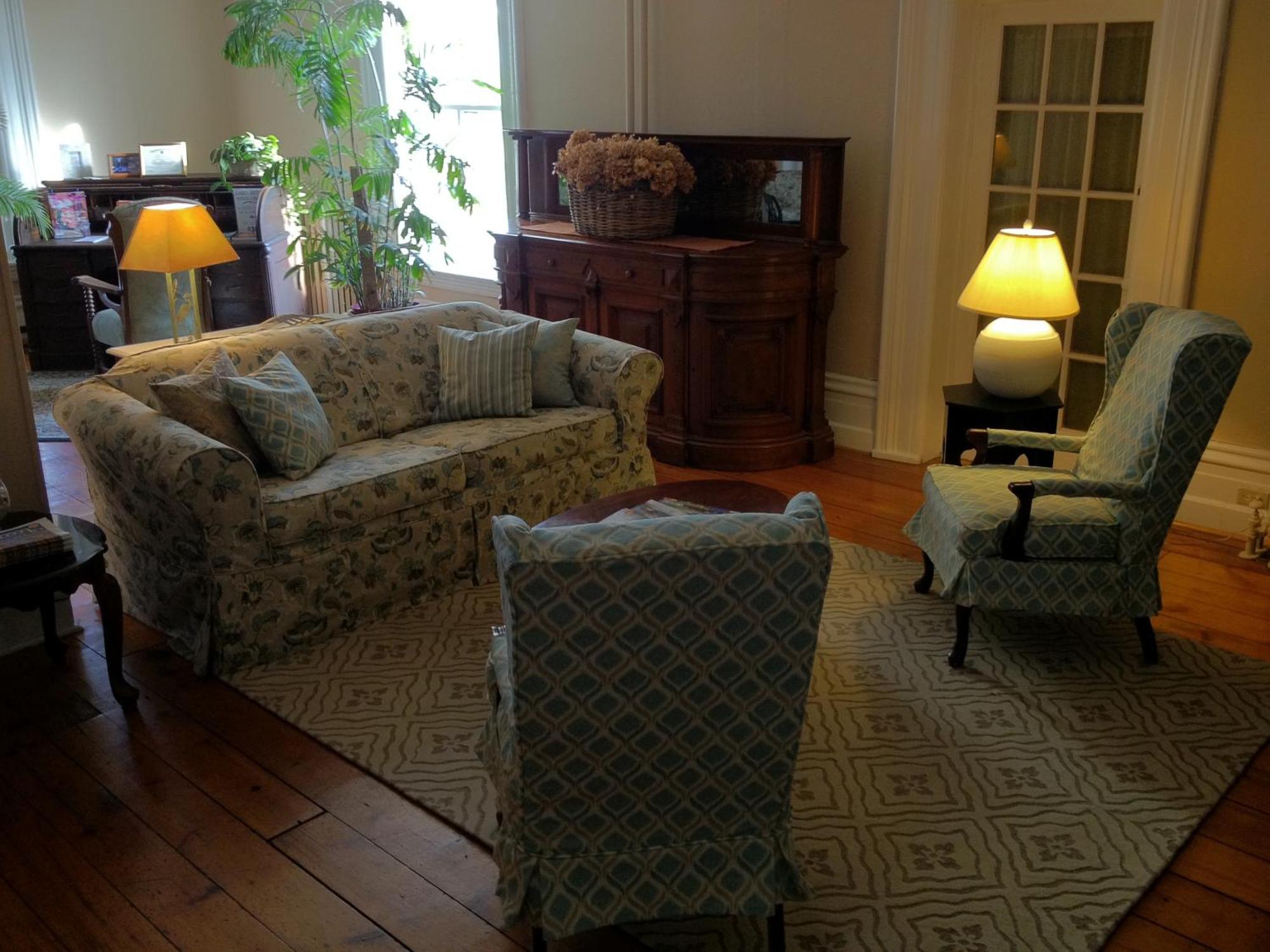 The Cove Inn Westport Bagian luar foto